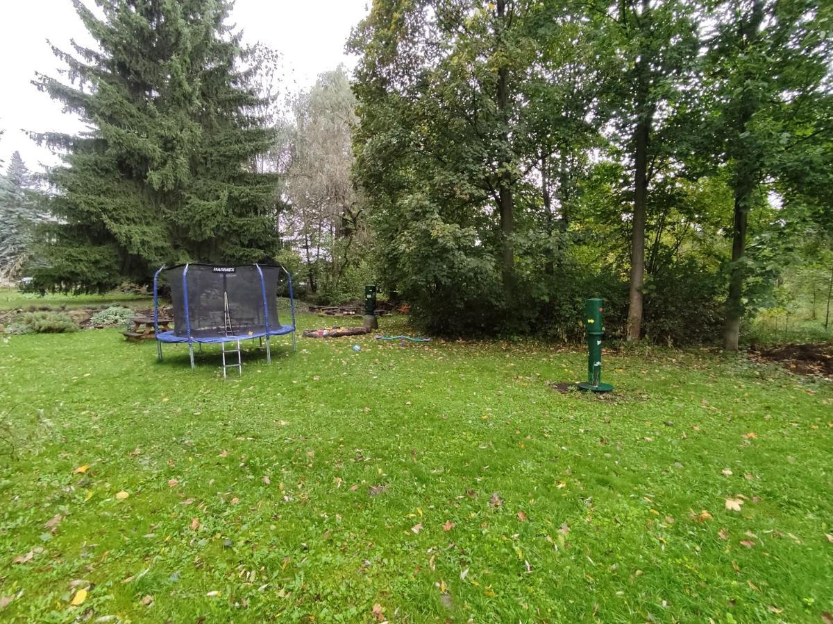 Apartment Ve Mlyne Teplice nad Metuji Bagian luar foto