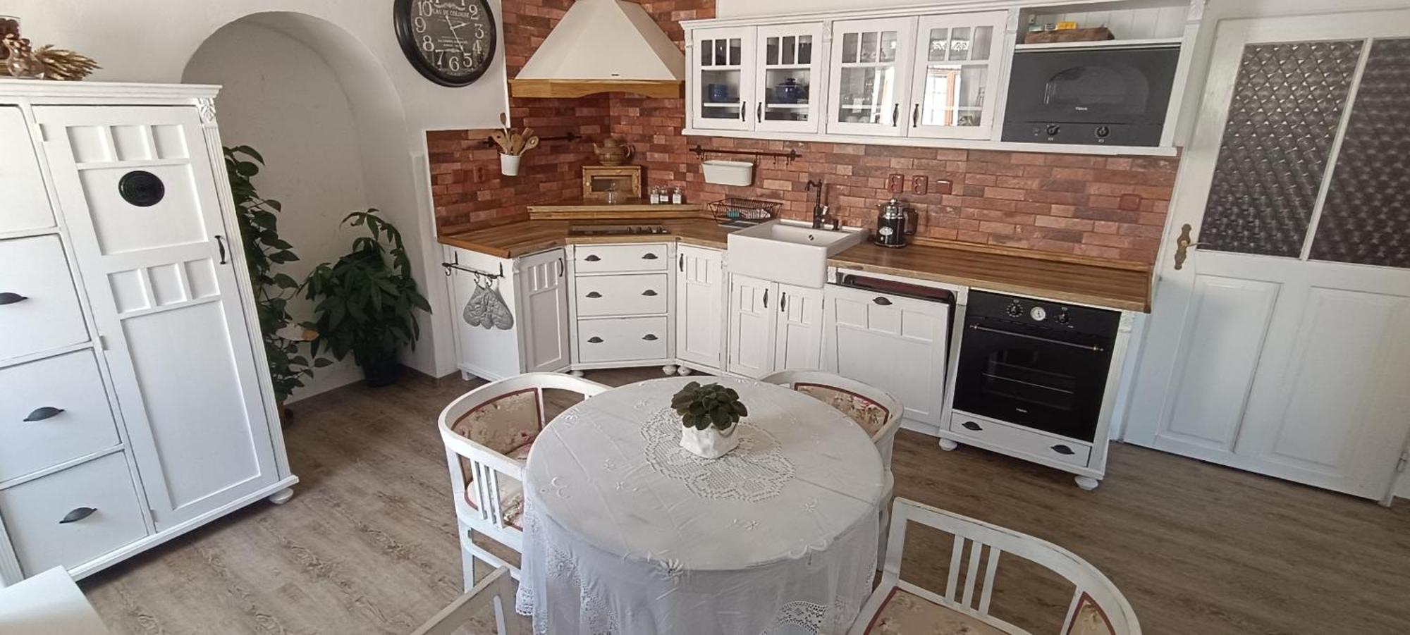 Apartment Ve Mlyne Teplice nad Metuji Ruang foto