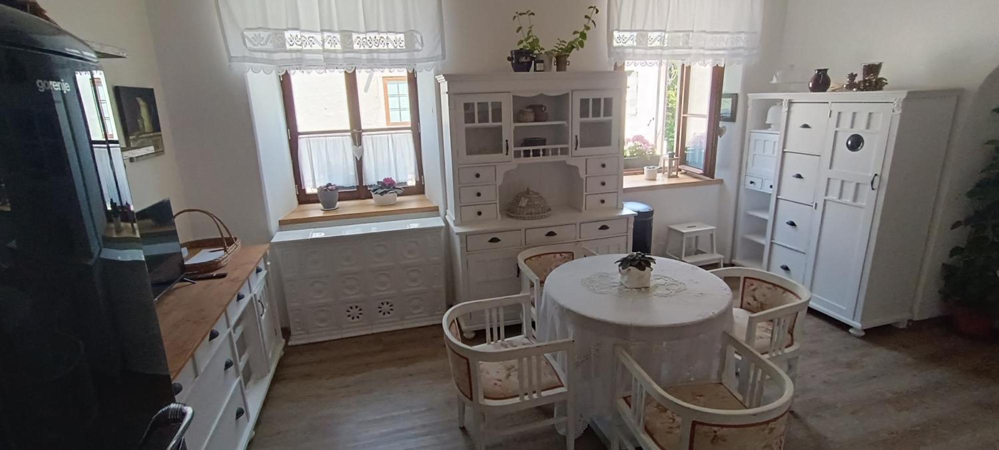 Apartment Ve Mlyne Teplice nad Metuji Ruang foto